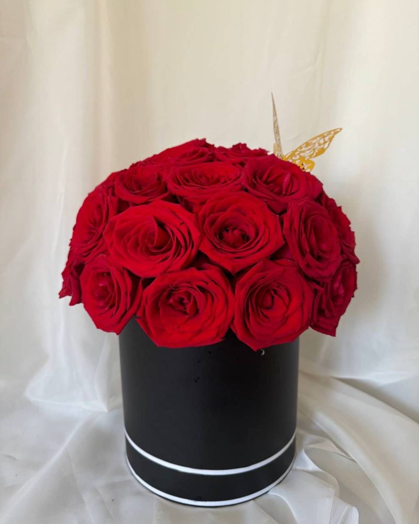 Red Roses in a Box